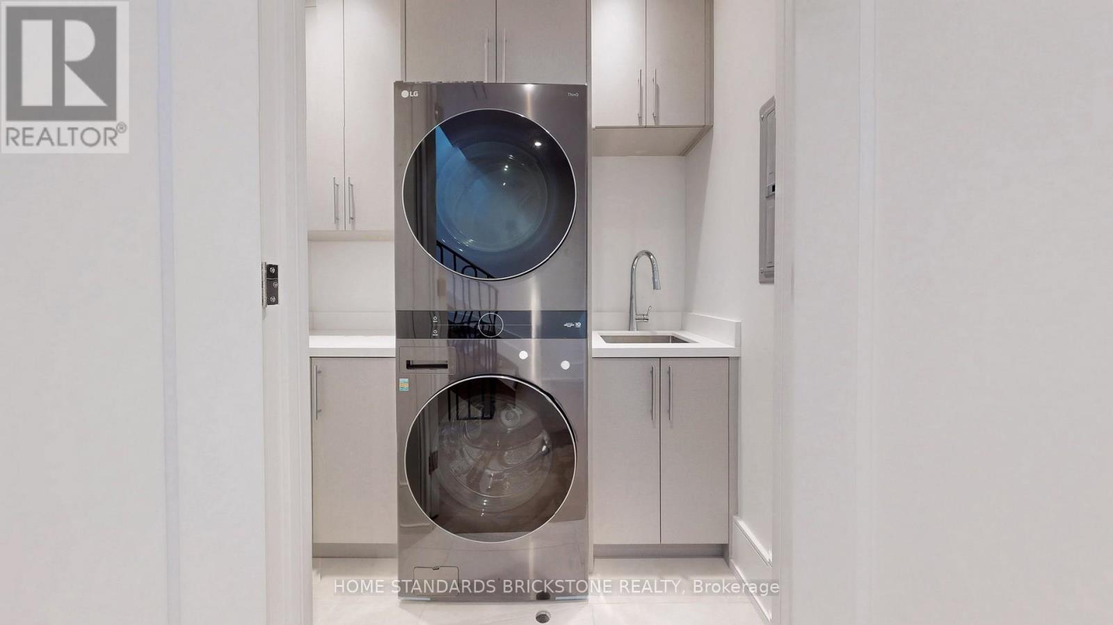 38 Elgin Avenue, Toronto, Ontario  M5R 1G6 - Photo 33 - C12278824