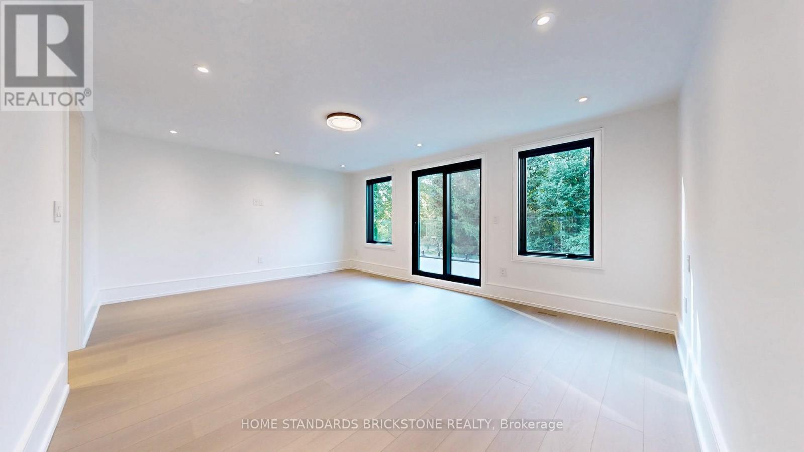 38 Elgin Avenue, Toronto, Ontario  M5R 1G6 - Photo 42 - C12278824