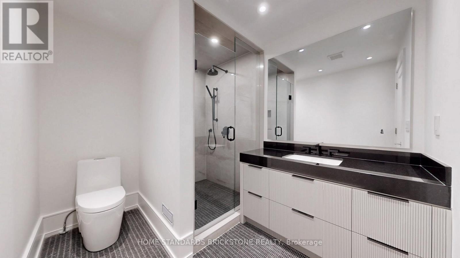 38 Elgin Avenue, Toronto, Ontario  M5R 1G6 - Photo 43 - C12278824