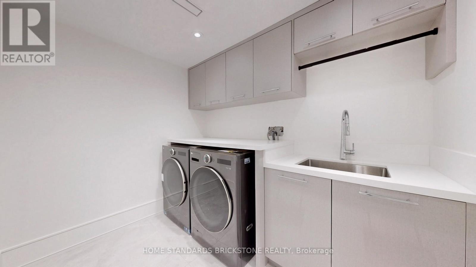 38 Elgin Avenue, Toronto, Ontario  M5R 1G6 - Photo 46 - C12278824
