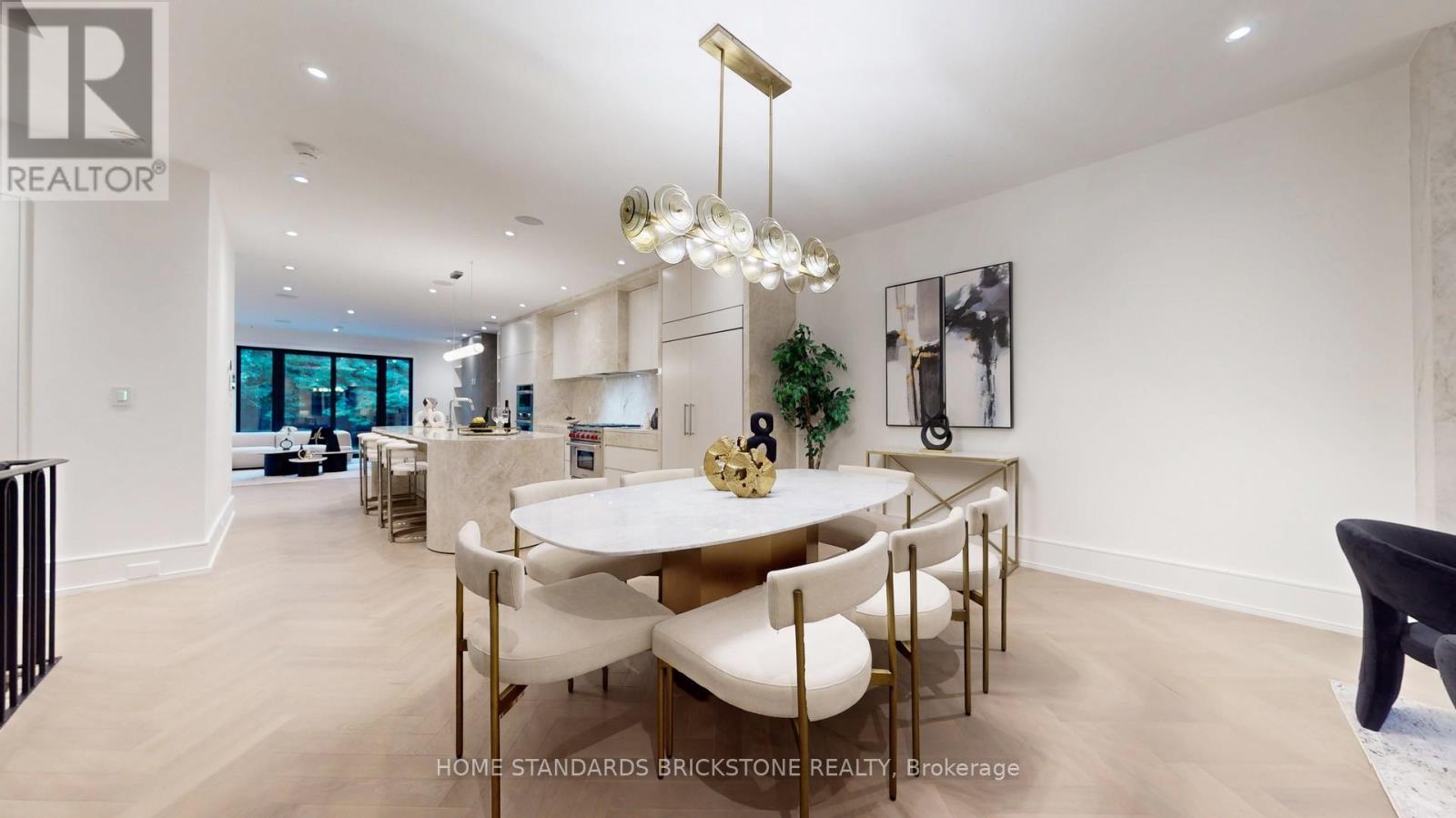 38 Elgin Avenue, Toronto, Ontario  M5R 1G6 - Photo 9 - C12278824