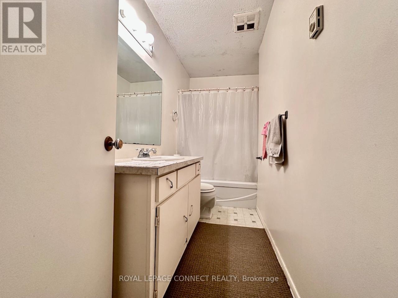 Apt B - 1775 Bowmanville Avenue, Clarington, Ontario  L1C 6N4 - Photo 7 - E12278679