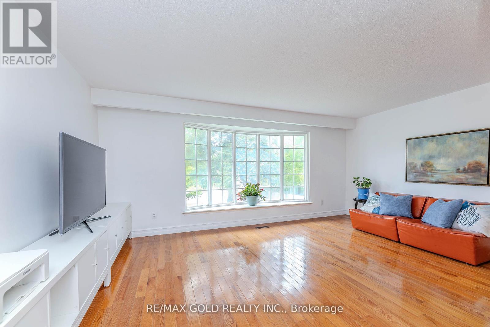 37 Boundy Crescent, Toronto, Ontario  M1W 2E3 - Photo 10 - E12278696