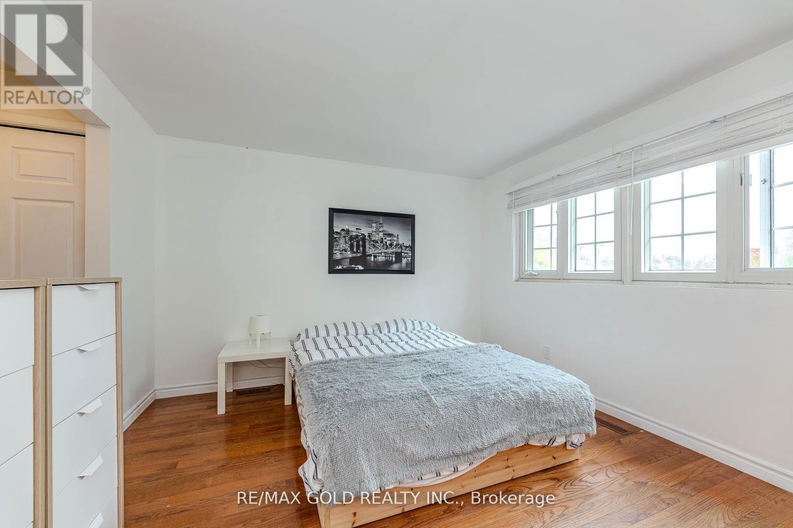 37 Boundy Crescent, Toronto, Ontario  M1W 2E3 - Photo 20 - E12278696
