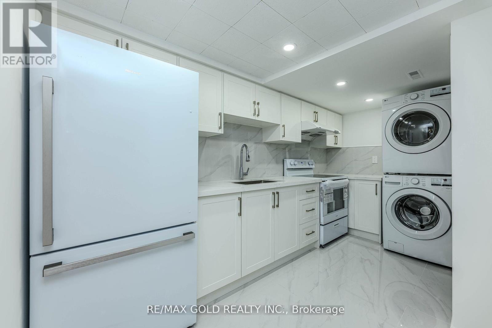 37 Boundy Crescent, Toronto, Ontario  M1W 2E3 - Photo 28 - E12278696