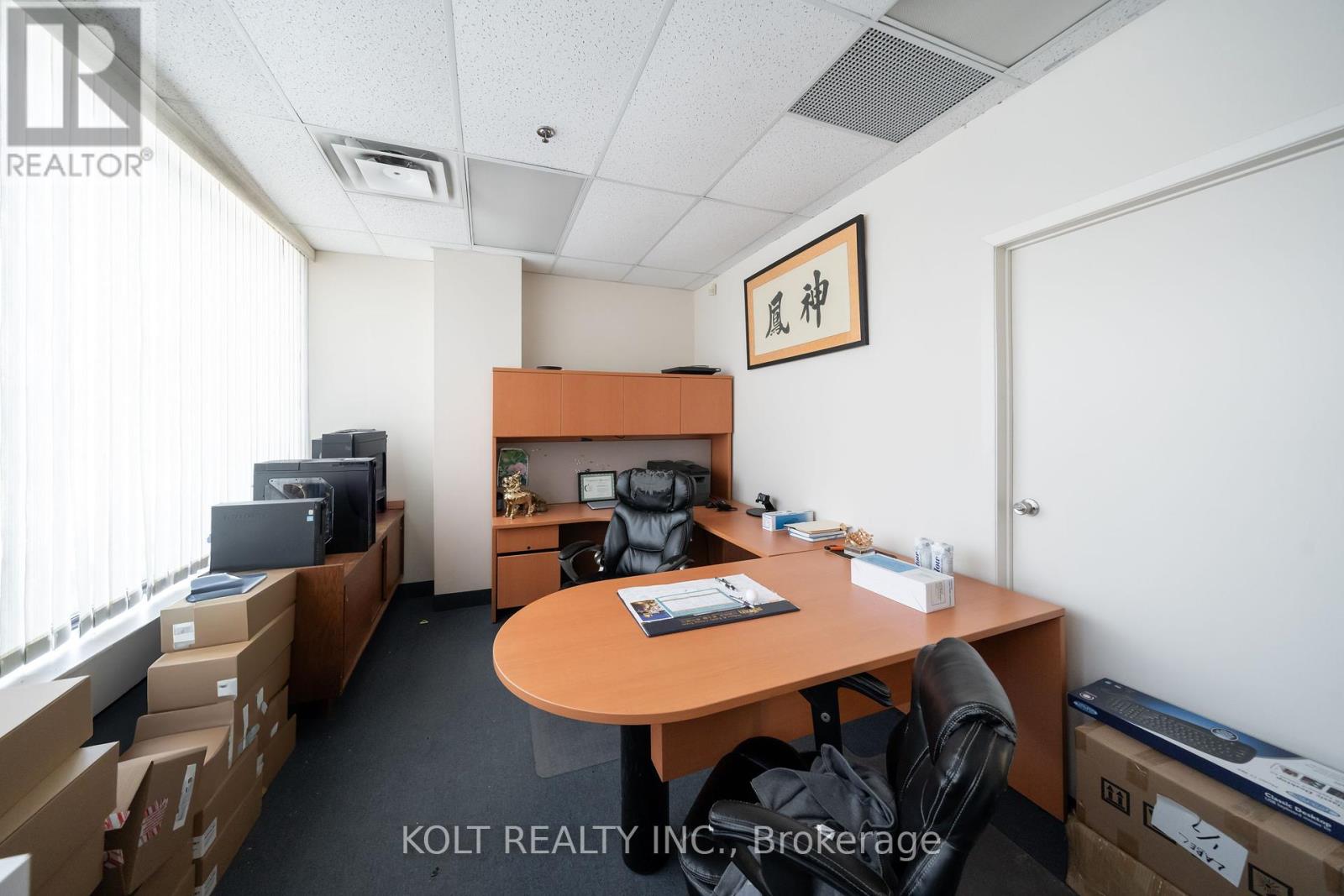 37 - 330 Esna Park Drive, Markham, Ontario  L3R 1H3 - Photo 3 - N12278826