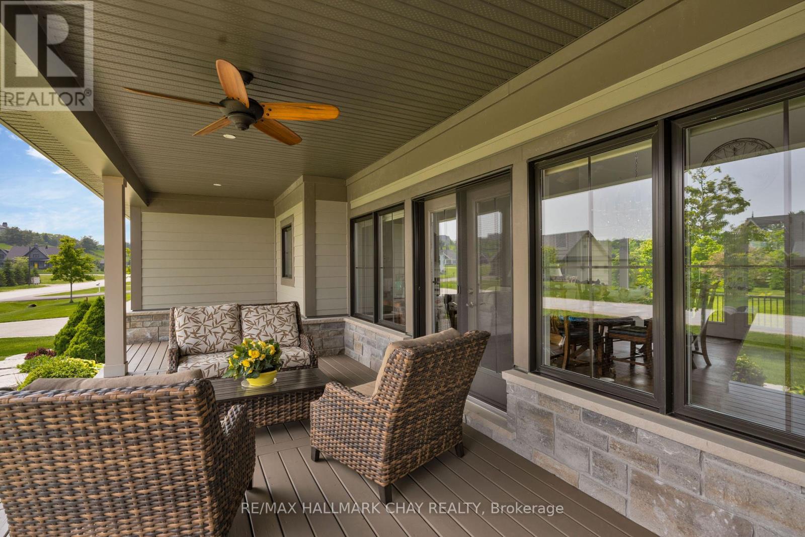 14 Georgian Grande Drive, Oro-Medonte, Ontario  L0K 1E0 - Photo 6 - S12278823