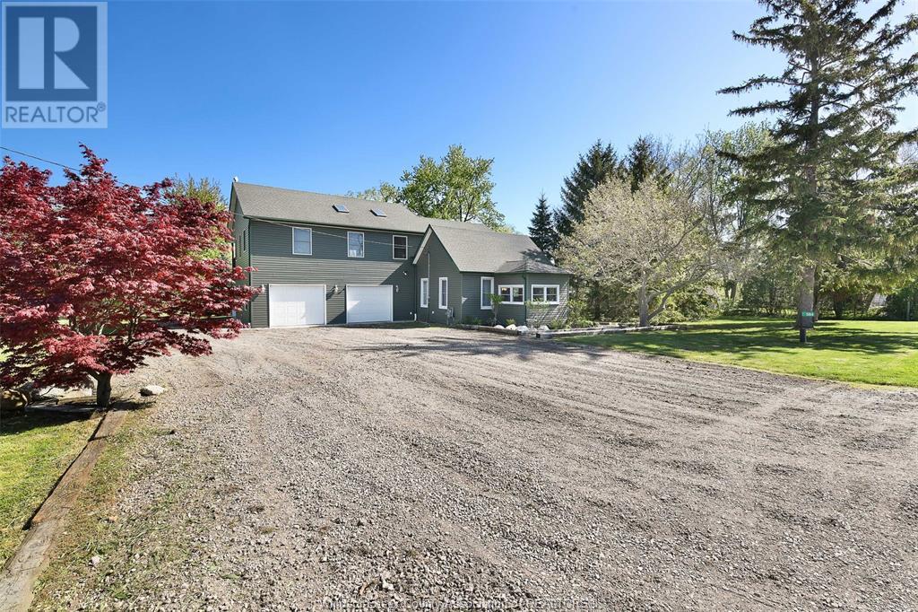 MLS# 25017646: 564 ROAD 2 West, Kingsville, Canada