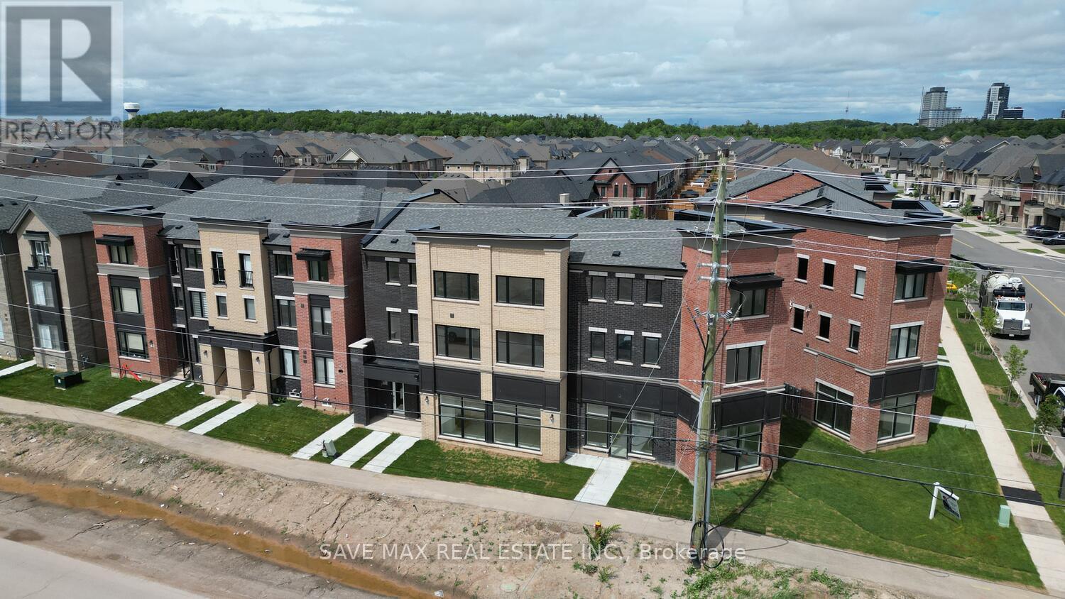 2 - 3299 SIXTH LINE, Oakville, Ontario