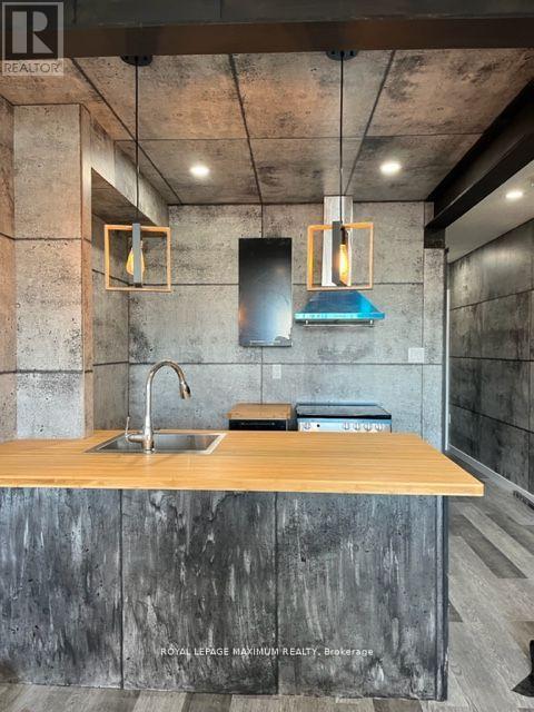 3 - 1839 Davenport Road, Toronto, Ontario  M6N 1B8 - Photo 2 - W12278775