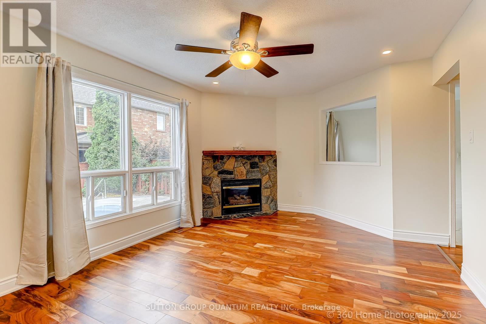 3246 Fanleaf Drive, Mississauga, Ontario  L5N 7C9 - Photo 12 - W12278858