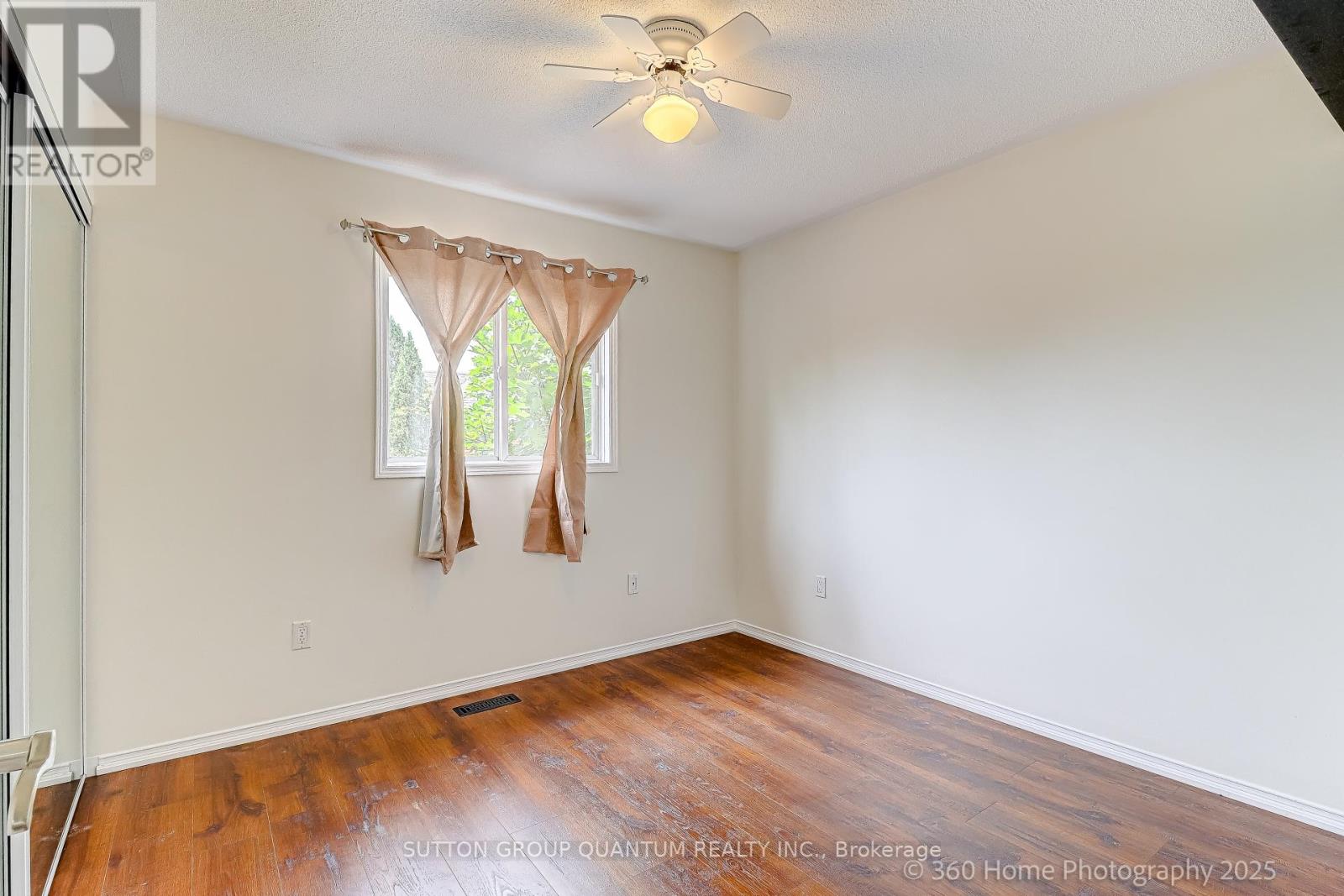 3246 Fanleaf Drive, Mississauga, Ontario  L5N 7C9 - Photo 20 - W12278858