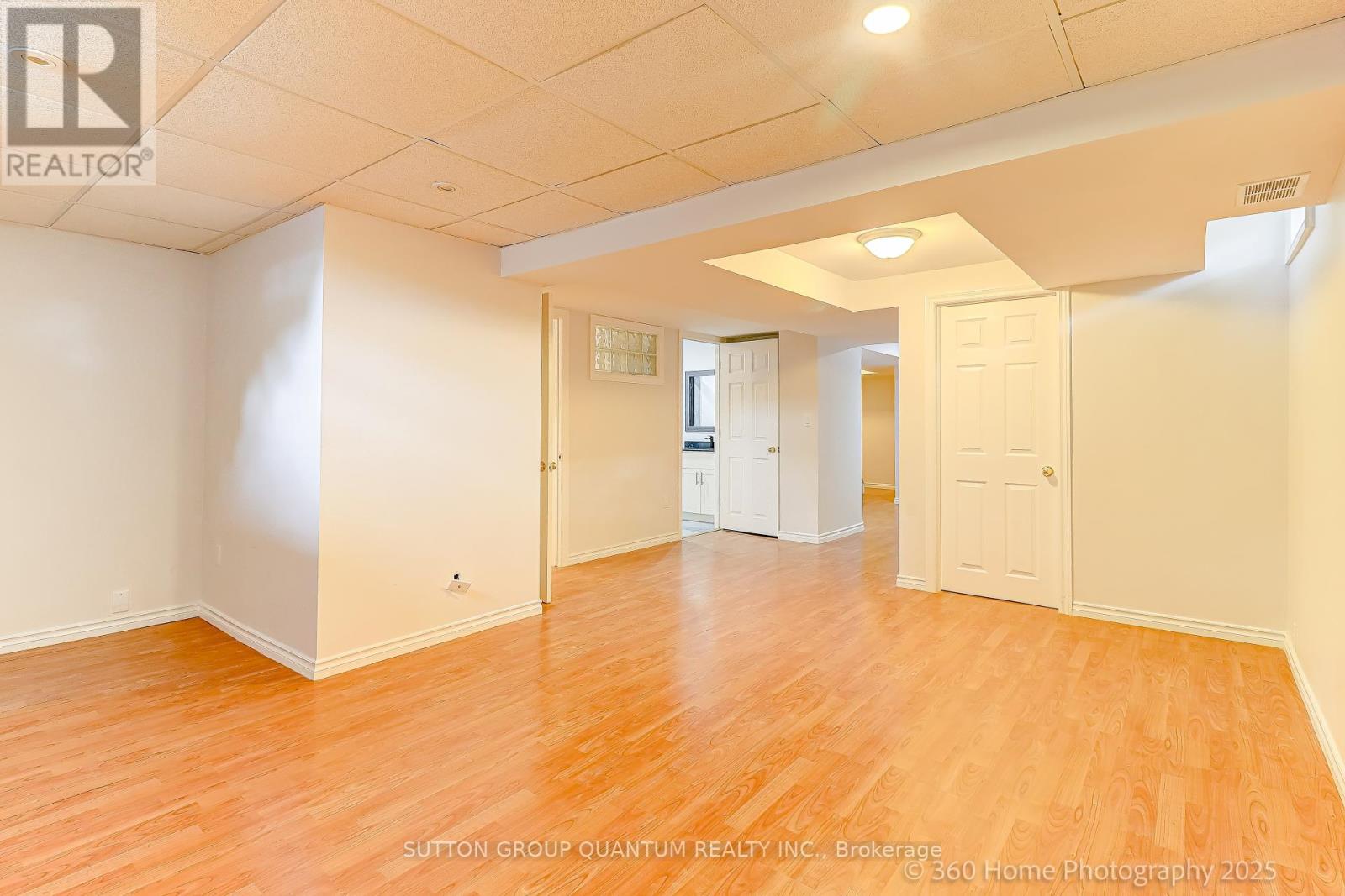 3246 Fanleaf Drive, Mississauga, Ontario  L5N 7C9 - Photo 23 - W12278858