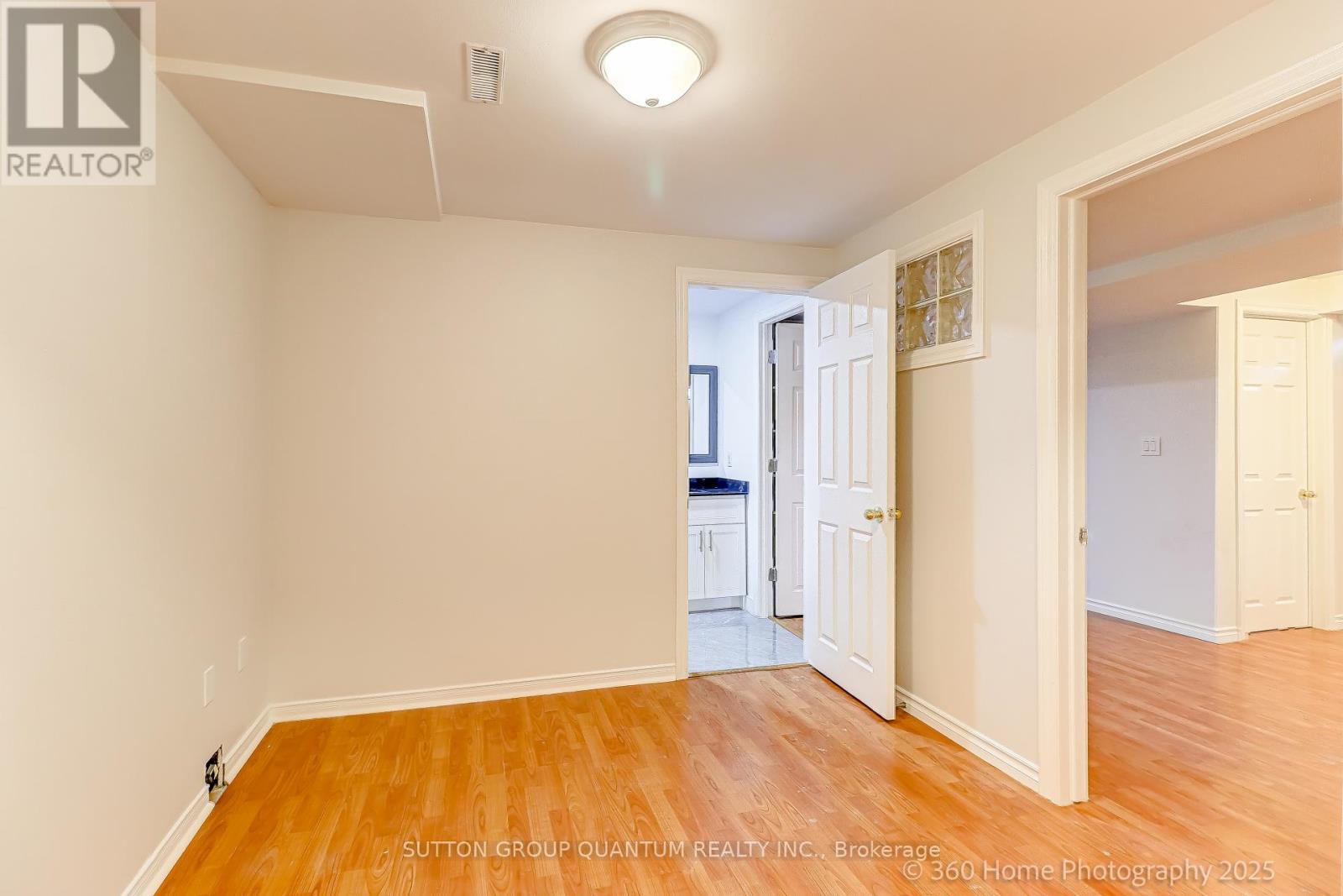 3246 Fanleaf Drive, Mississauga, Ontario  L5N 7C9 - Photo 24 - W12278858