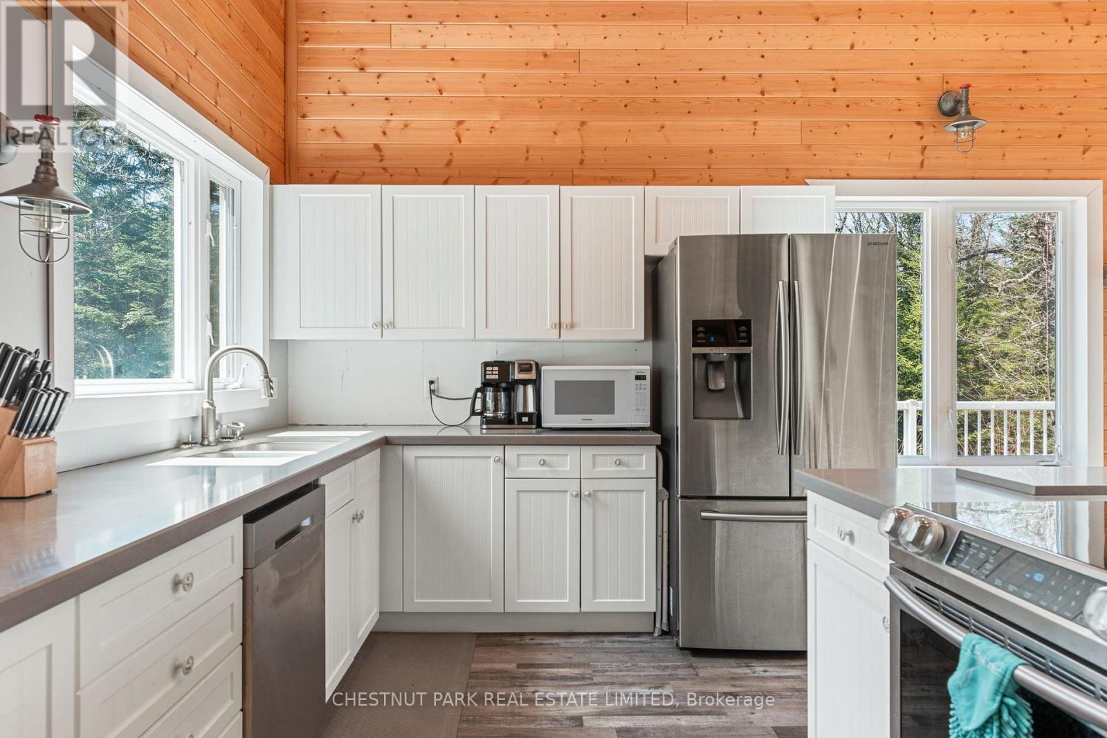 1038 Stonehenge Lane, Highlands East, Ontario  K0L 1M0 - Photo 11 - X12278779