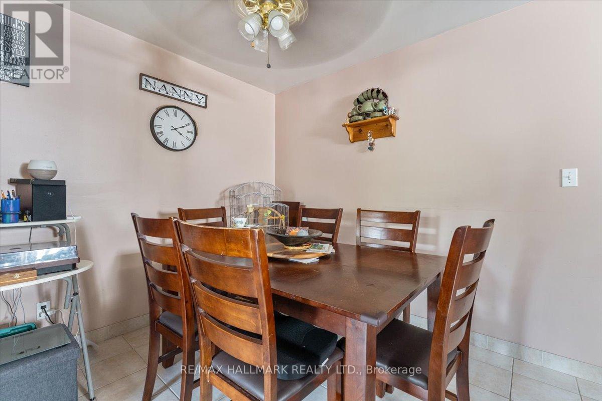10 Woodland Drive, Welland, Ontario  L3C 7C9 - Photo 11 - X12278807