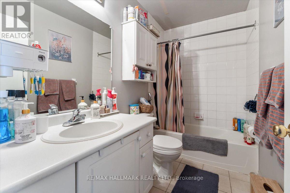 10 Woodland Drive, Welland, Ontario  L3C 7C9 - Photo 15 - X12278807