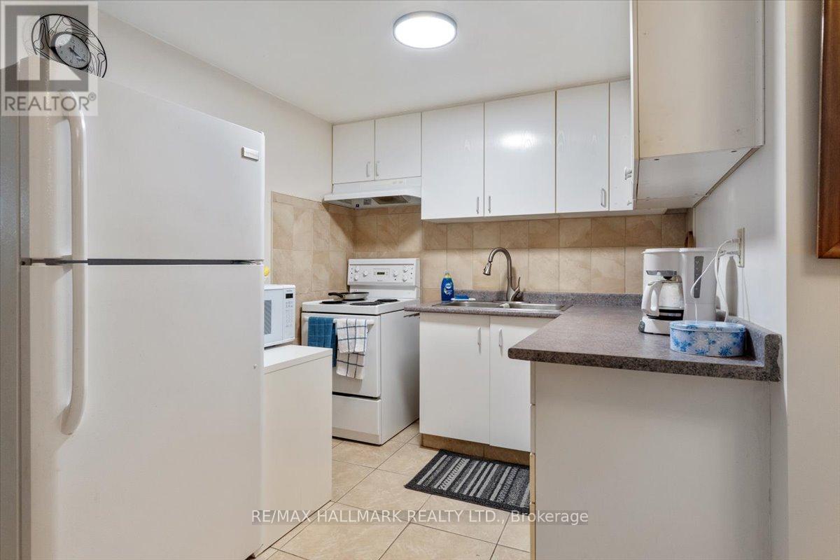 10 Woodland Drive, Welland, Ontario  L3C 7C9 - Photo 24 - X12278807