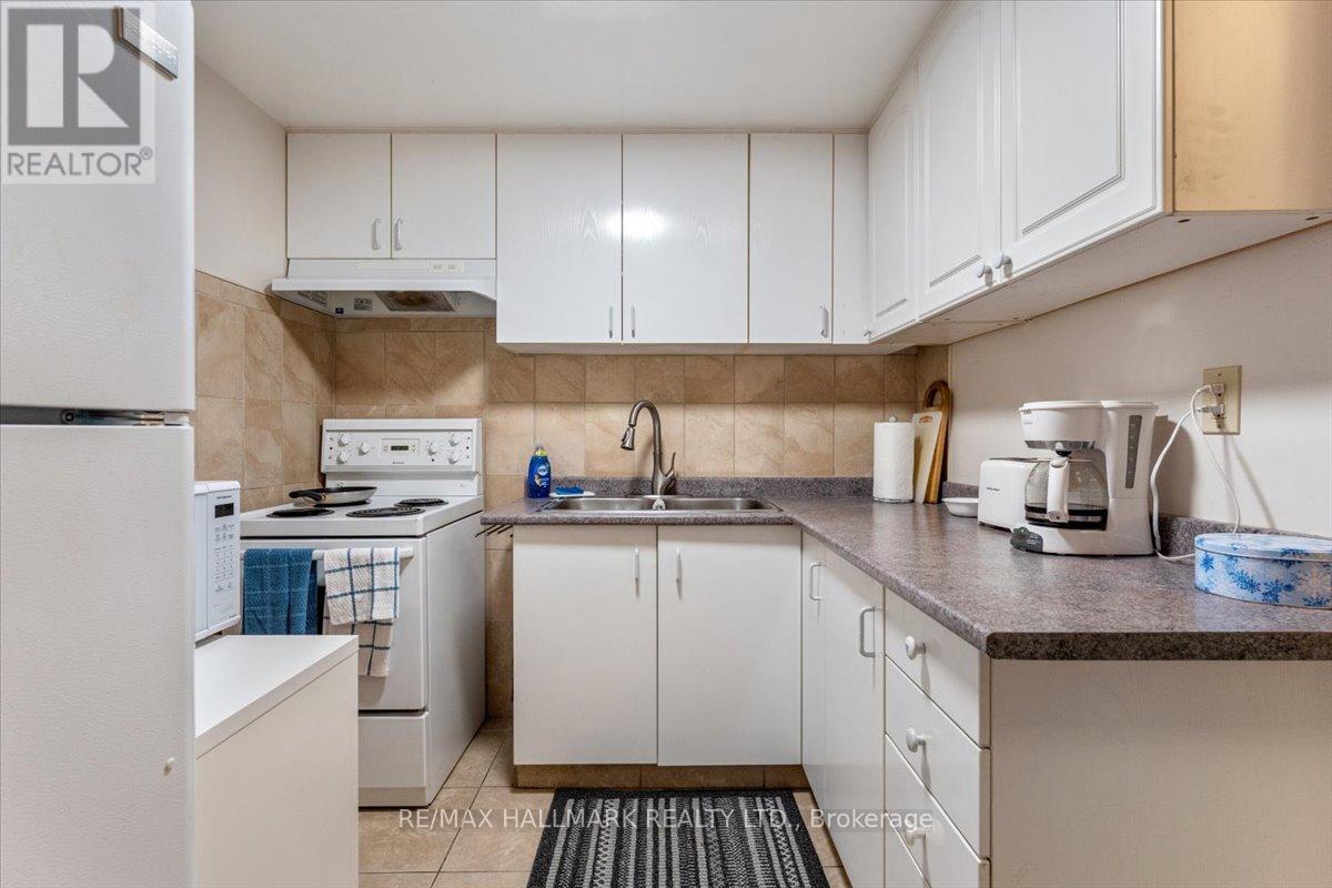 10 Woodland Drive, Welland, Ontario  L3C 7C9 - Photo 25 - X12278807