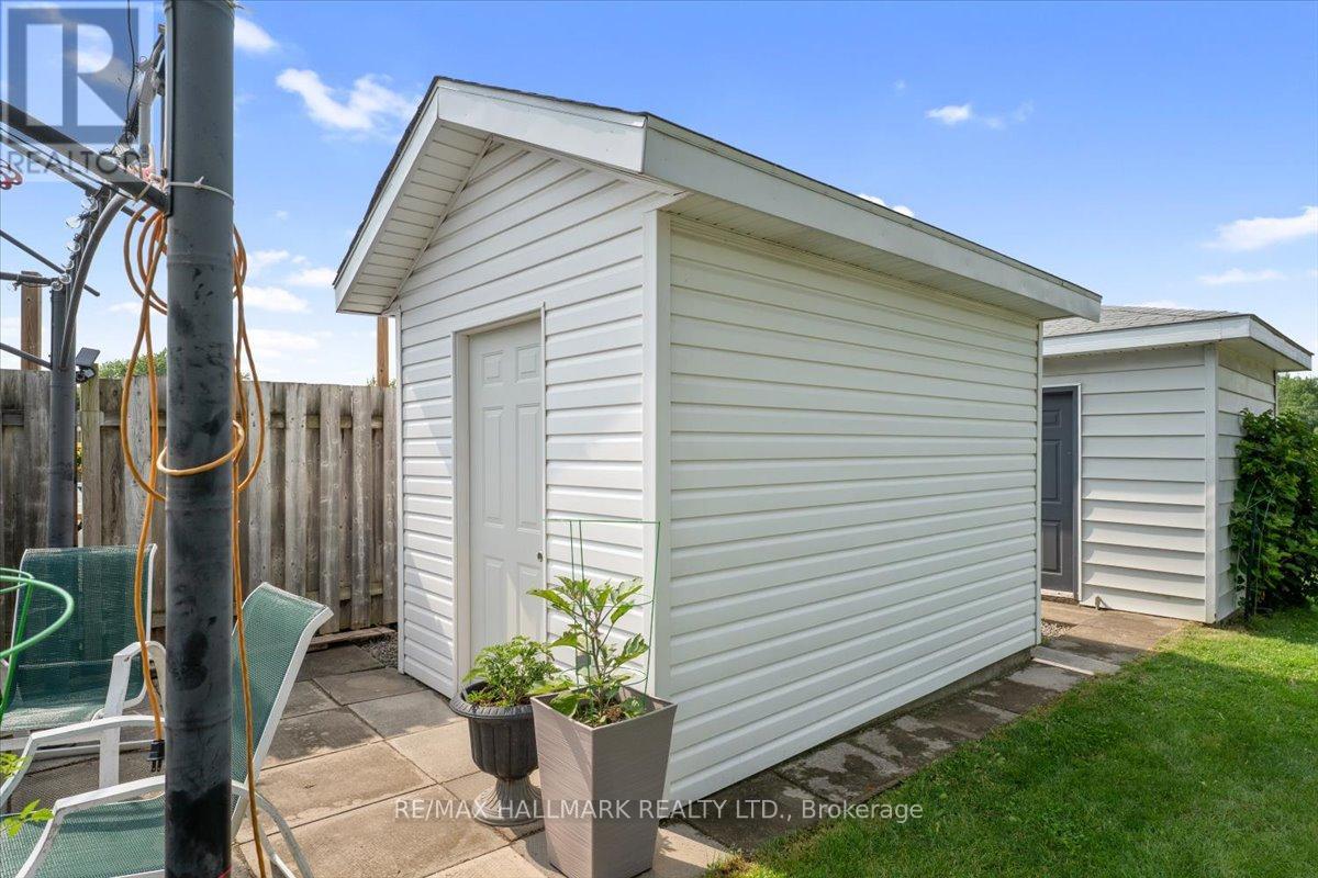 10 Woodland Drive, Welland, Ontario  L3C 7C9 - Photo 36 - X12278807