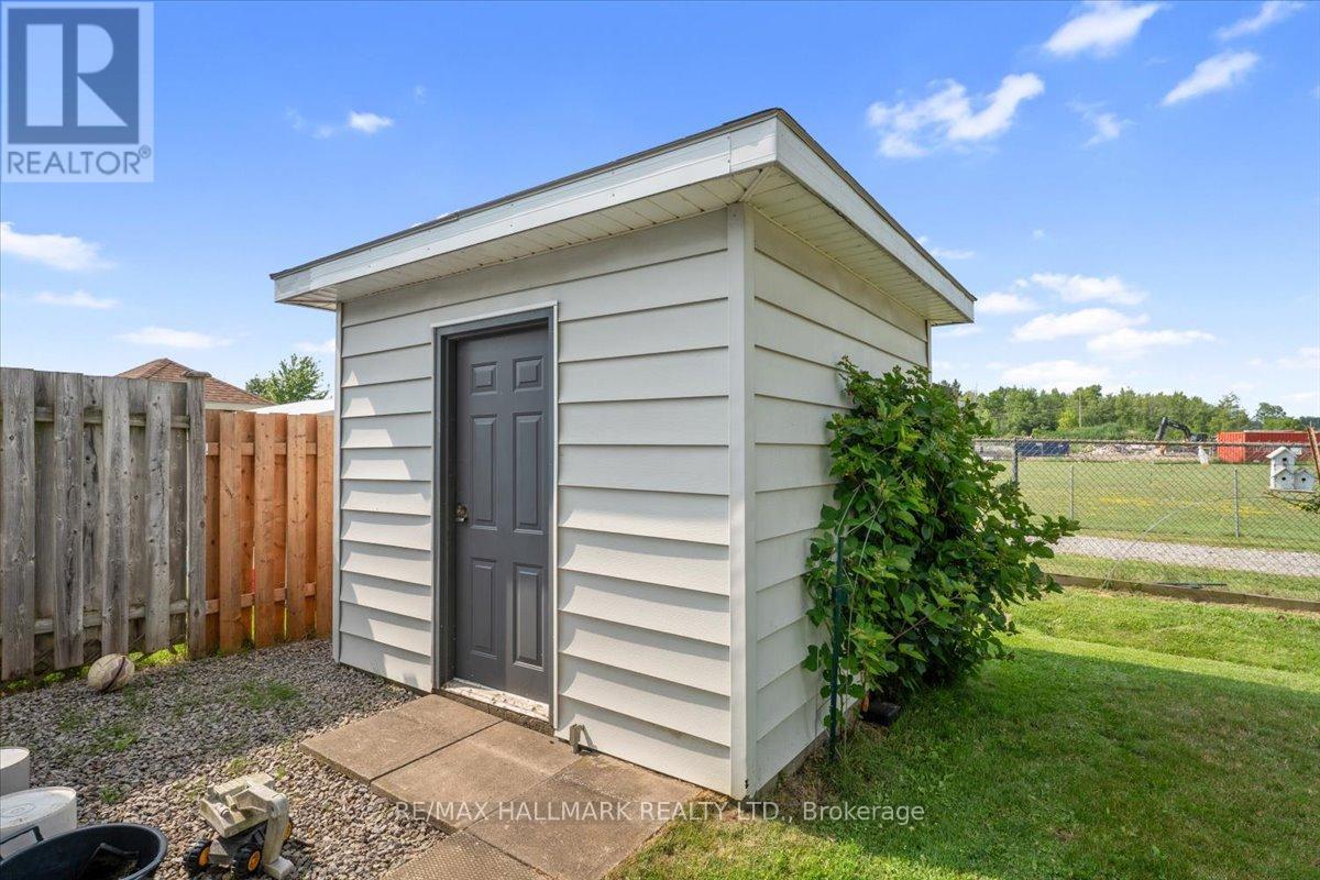 10 Woodland Drive, Welland, Ontario  L3C 7C9 - Photo 37 - X12278807