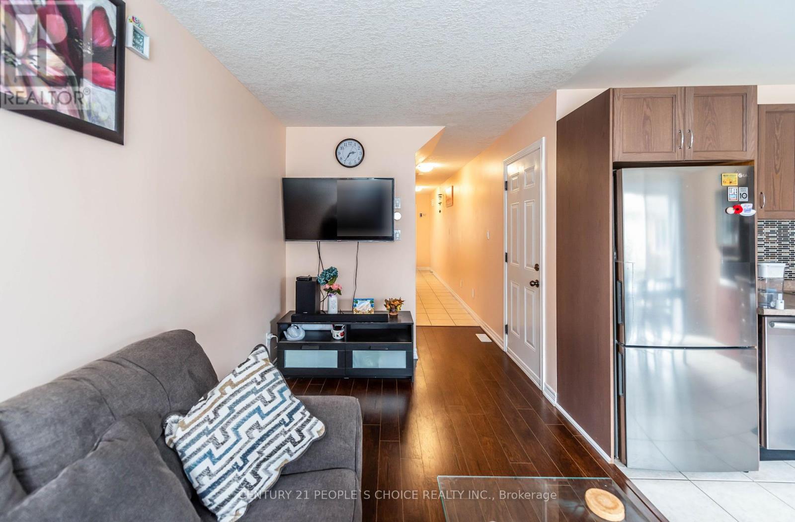 7 - 1540 Upper Gage Avenue, Hamilton, Ontario  L8W 1E7 - Photo 11 - X12278844