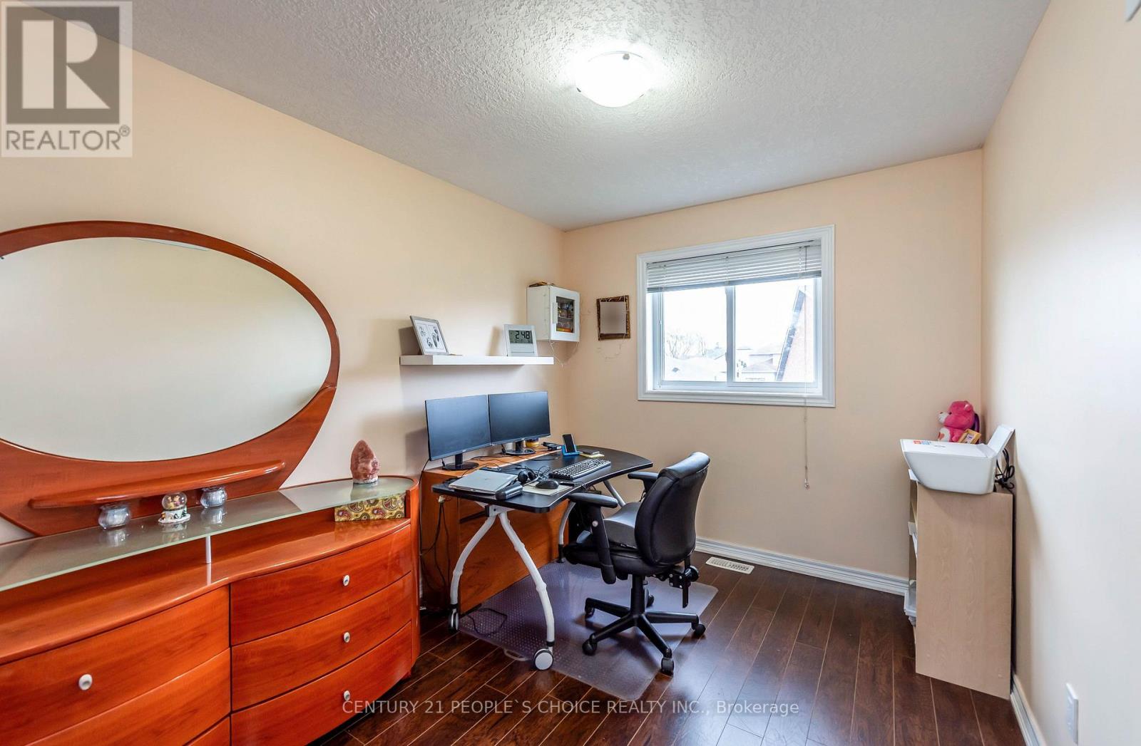 7 - 1540 Upper Gage Avenue, Hamilton, Ontario  L8W 1E7 - Photo 22 - X12278844