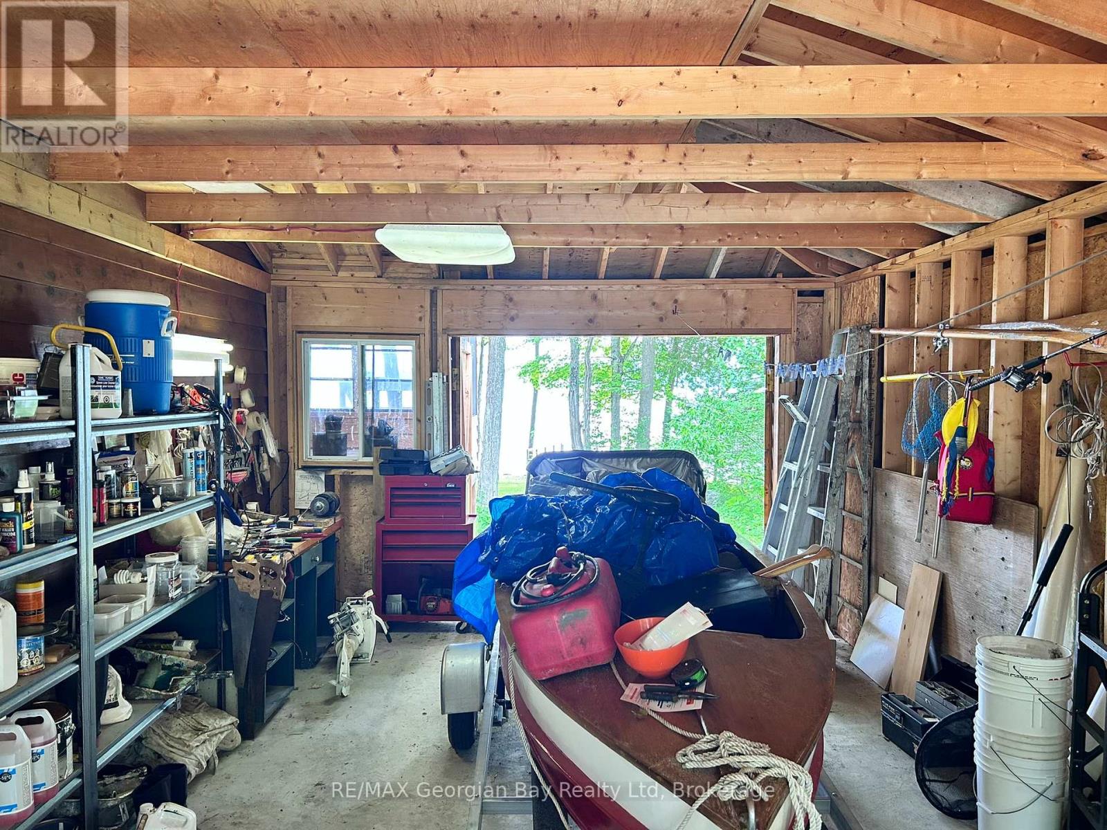 127 Kchi Sin Miikan Road, Christian Island 30, Ontario  L9M 0A9 - Photo 34 - S12278997