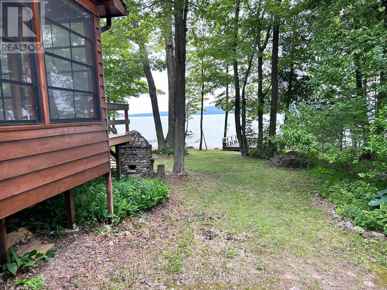 127 Kchi Sin Miikan Road, Christian Island 30, Ontario  L9M 0A9 - Photo 35 - S12278997