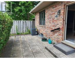 46 - 30 Doon Drive, London North (North G), Ca