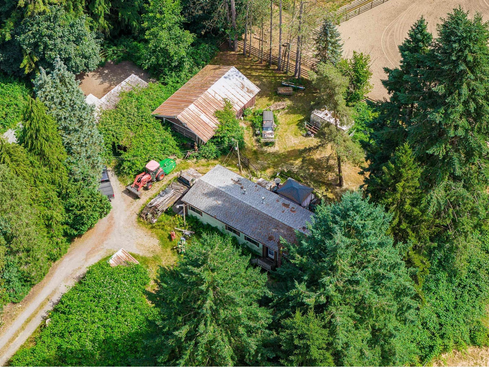 Property at 23296 32 AVENUE image 2