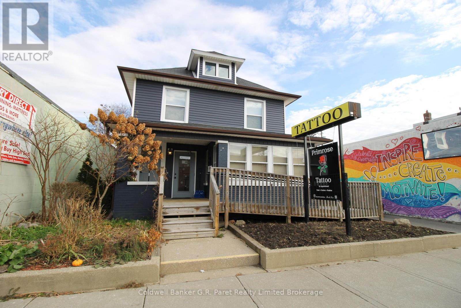 39 Norfolk Street N, Norfolk, Ontario  N3Y 3N6 - Photo 2 - X12279124