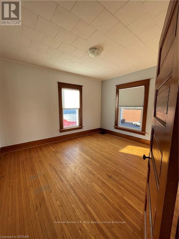 39 Norfolk Street N, Norfolk, Ontario  N3Y 3N6 - Photo 10 - X12279127