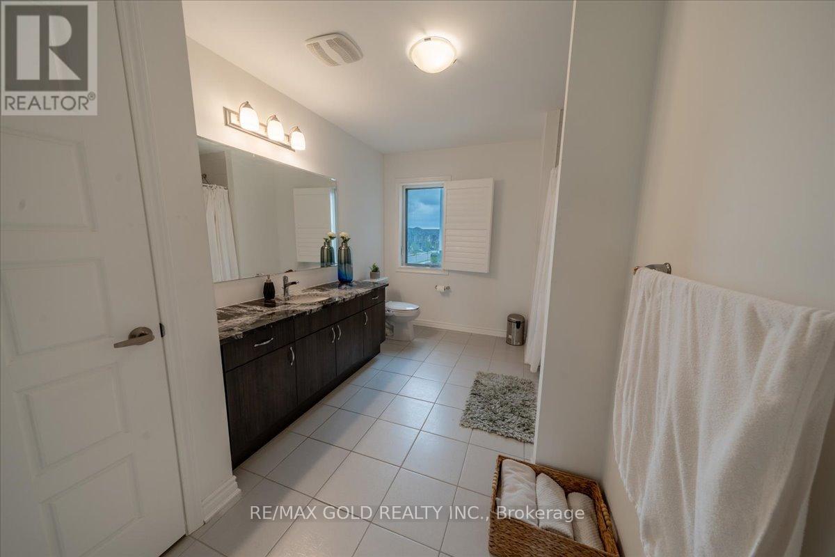 451 Gordon Krantz Avenue, Milton, Ontario  L9E 1W1 - Photo 21 - W12278885