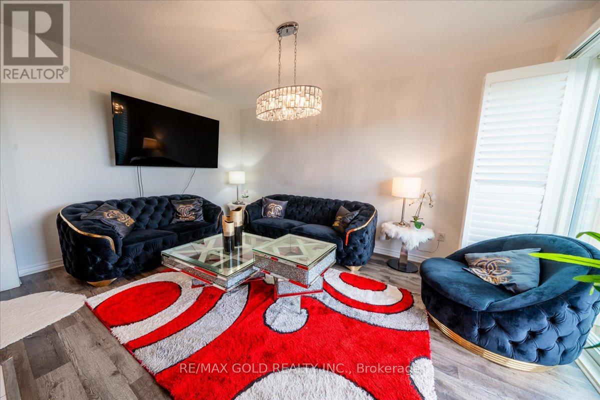 451 Gordon Krantz Avenue, Milton, Ontario  L9E 1W1 - Photo 4 - W12278885