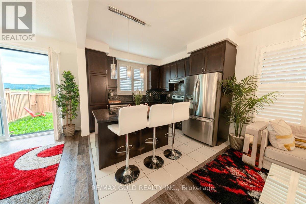 451 Gordon Krantz Avenue, Milton, Ontario  L9E 1W1 - Photo 5 - W12278885