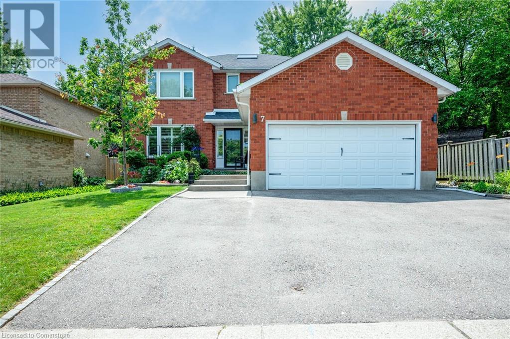 Property at 7 CHANDOS Drive image 2