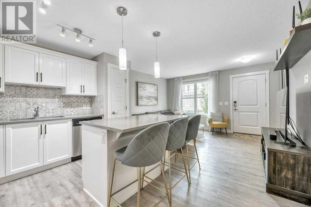 Property at 1108 Cranbrook Walk SE image 5