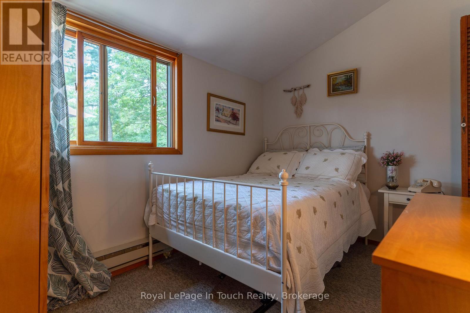 3098 Island 1040, Georgian Bay, Ontario  P0E 1E0 - Photo 11 - X12279100