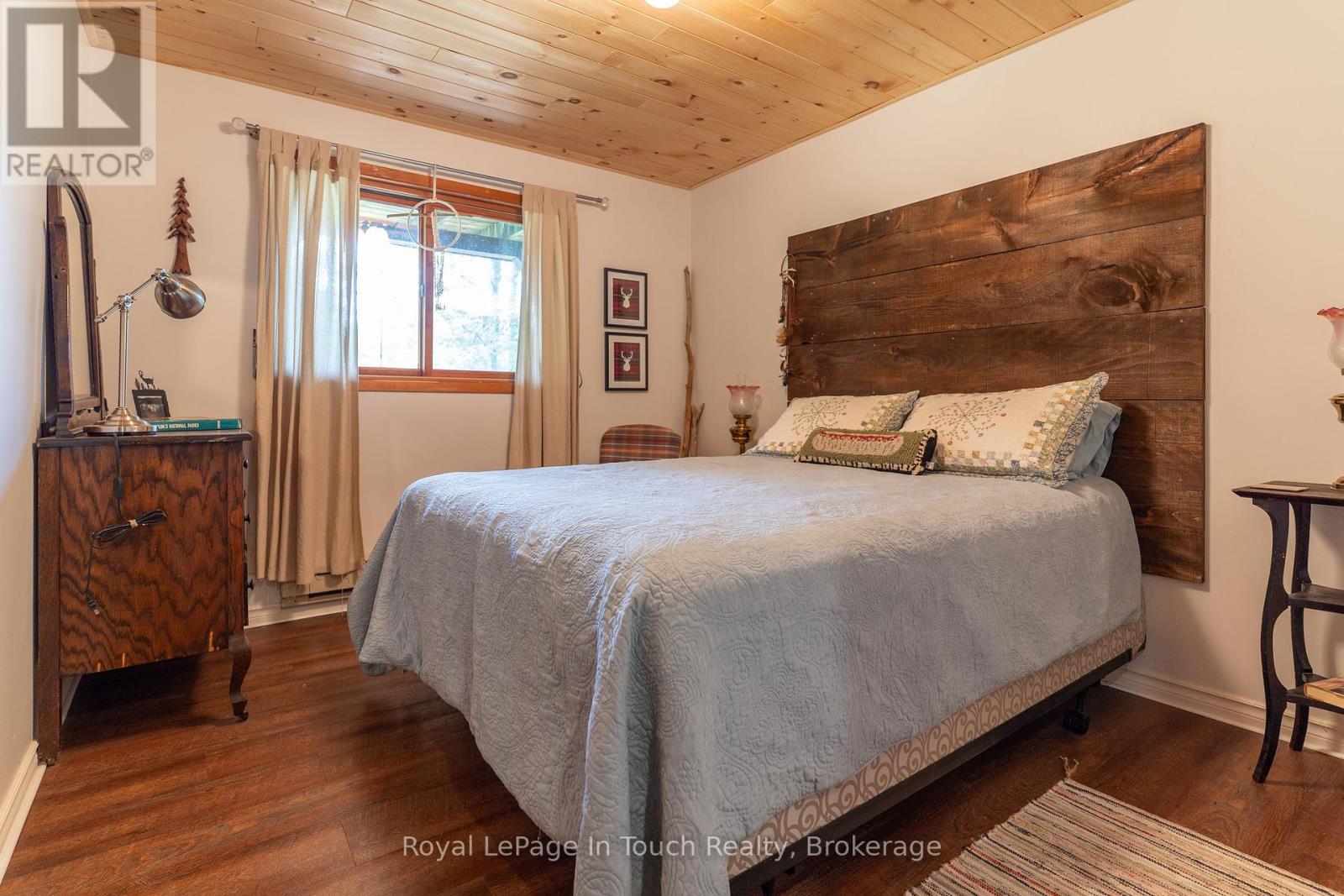 3098 Island 1040, Georgian Bay, Ontario  P0E 1E0 - Photo 15 - X12279100