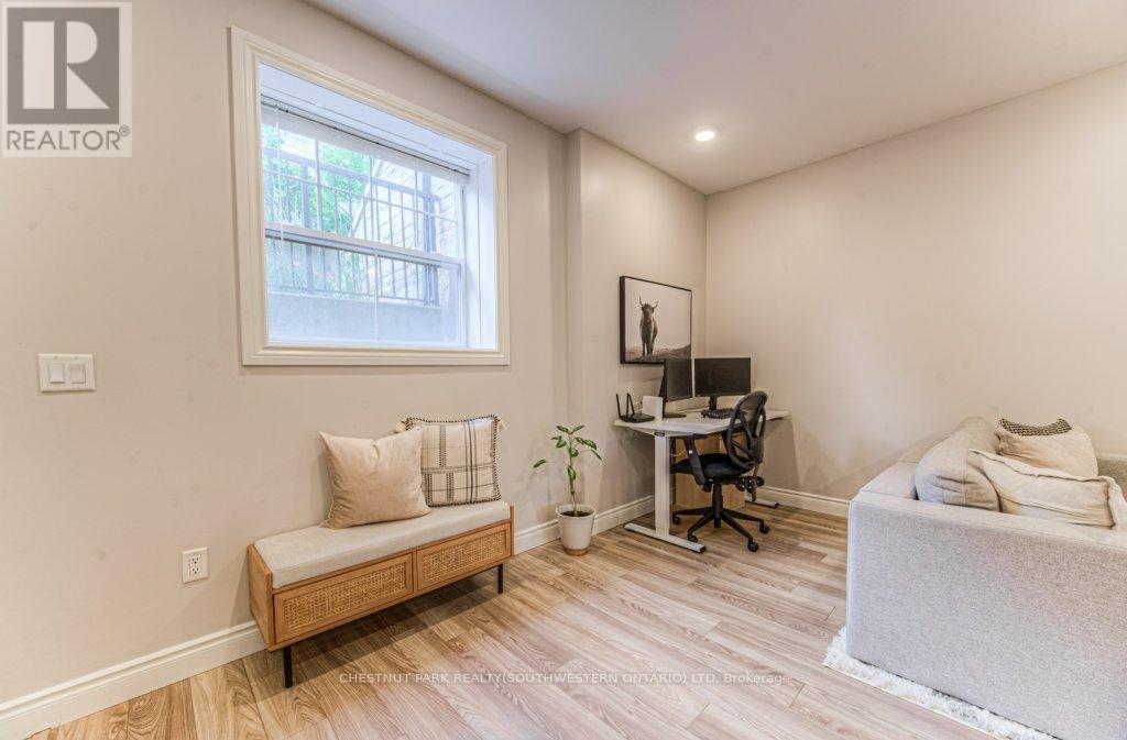 A103 - 112 Union Street E, Waterloo, Ontario  N2J 1C5 - Photo 15 - X12278935
