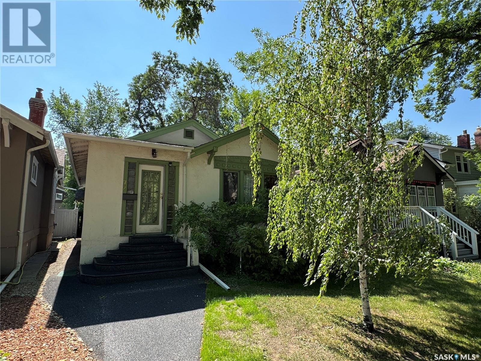 72 Angus CRESCENT, regina, Saskatchewan