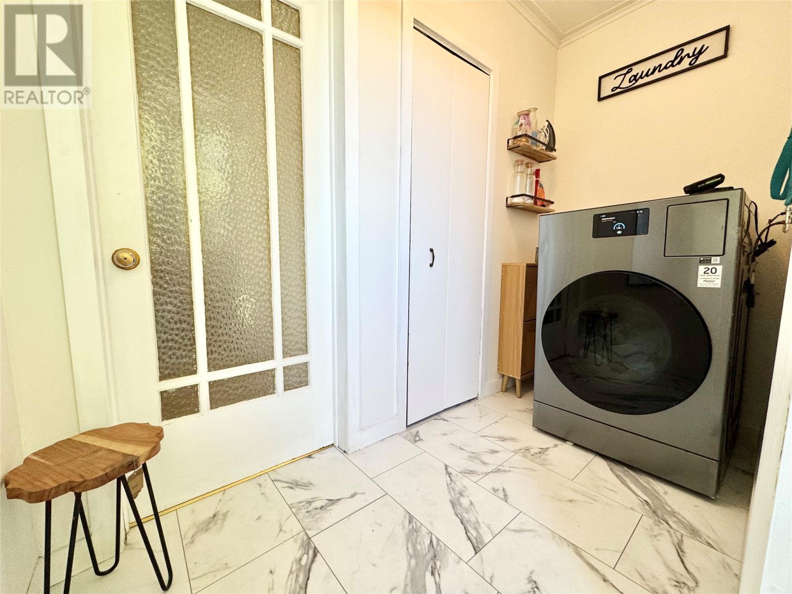 Property at 24 Premier Drive image 2