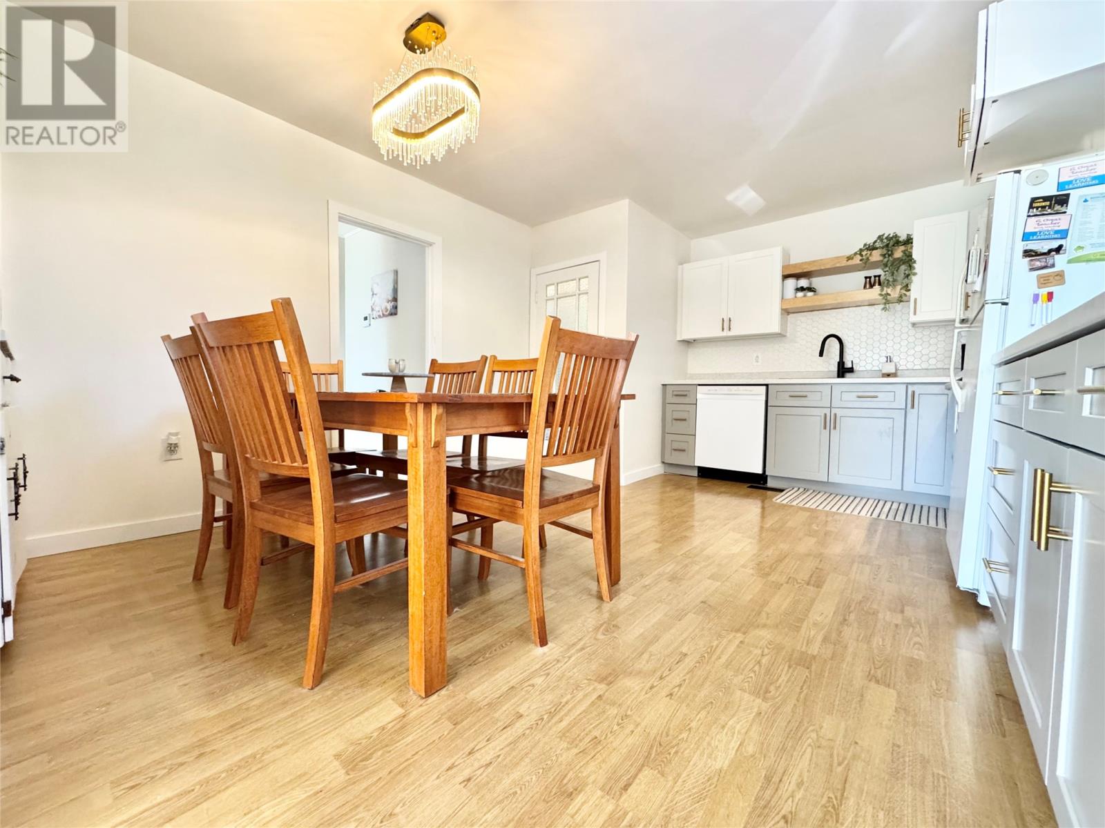 Property at 24 Premier Drive image 5