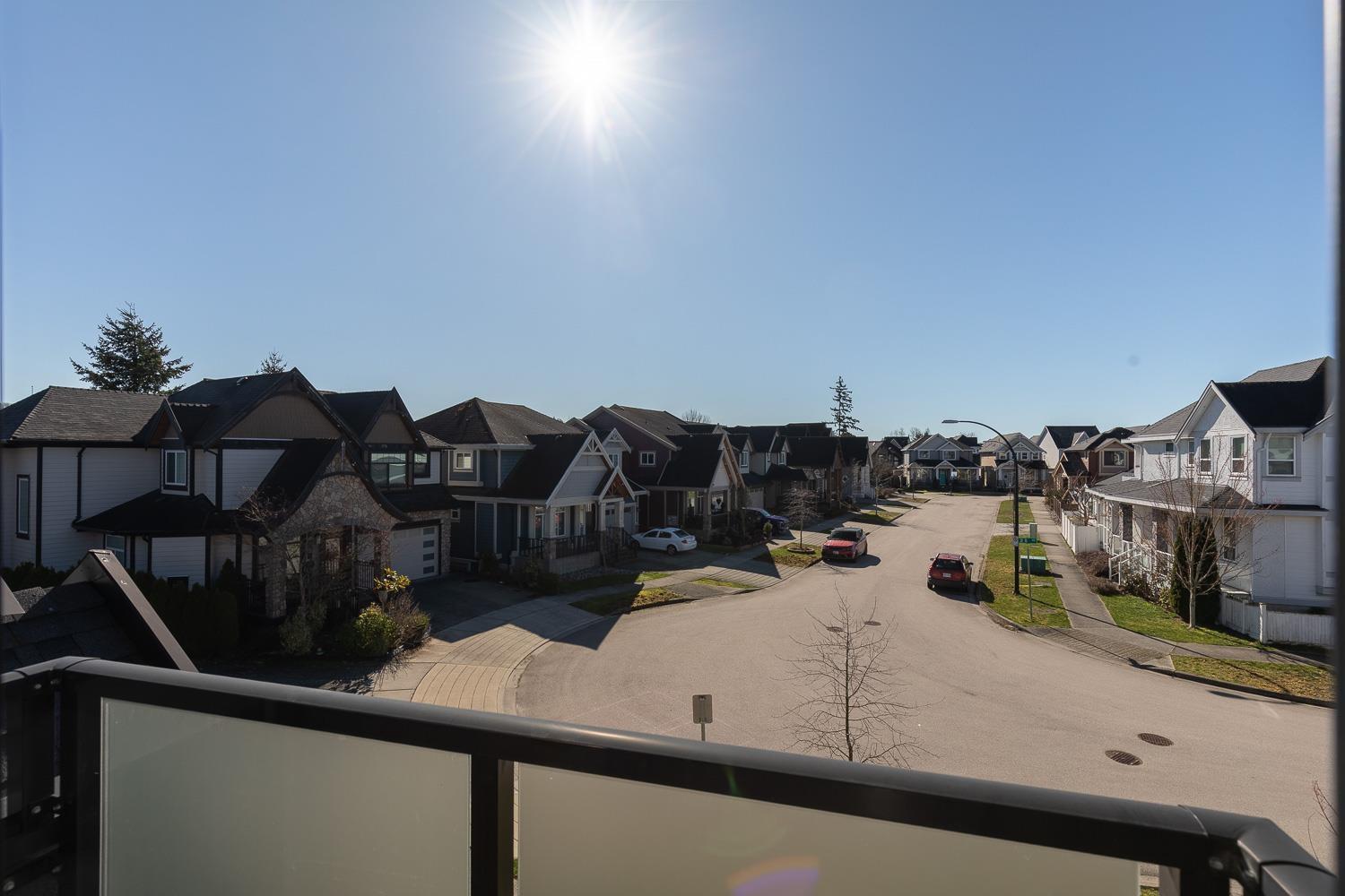 17457 2b Avenue, Surrey, British Columbia  V3Z 6R9 - Photo 15 - R3025924