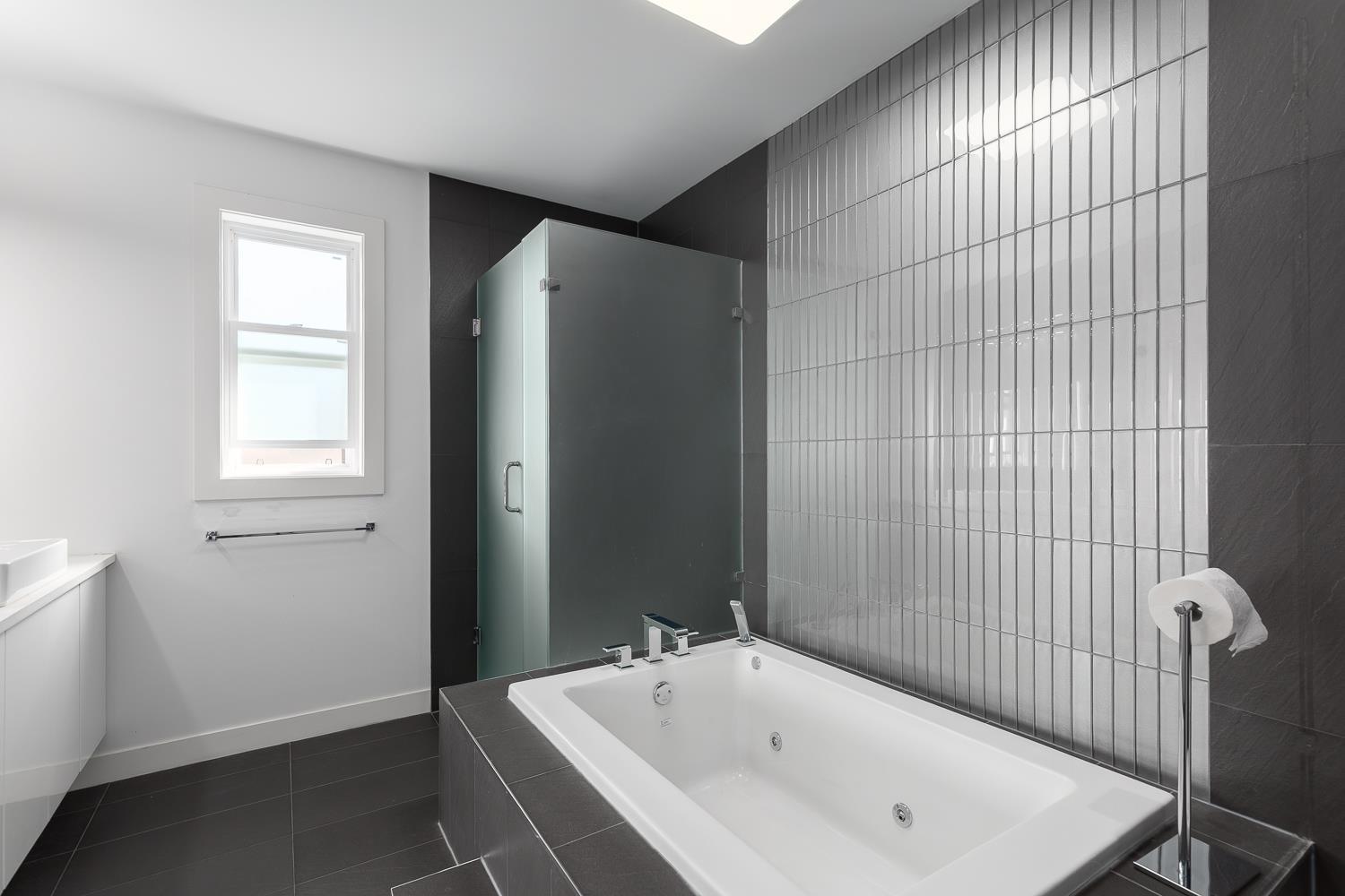 17457 2b Avenue, Surrey, British Columbia  V3Z 6R9 - Photo 18 - R3025924