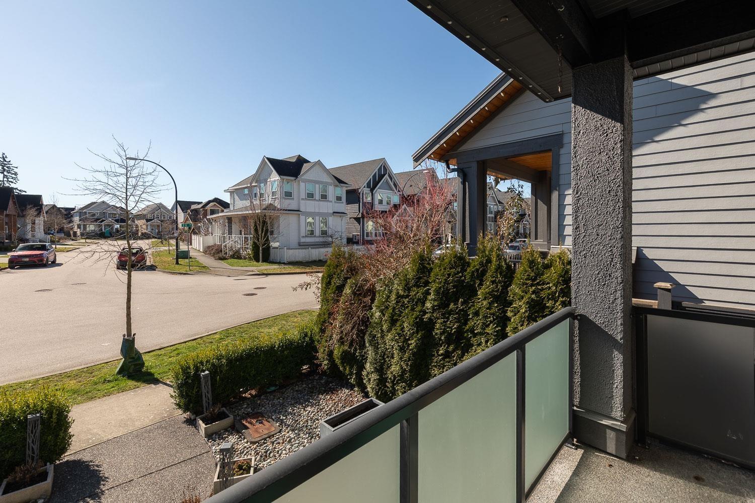 17457 2b Avenue, Surrey, British Columbia  V3Z 6R9 - Photo 3 - R3025924