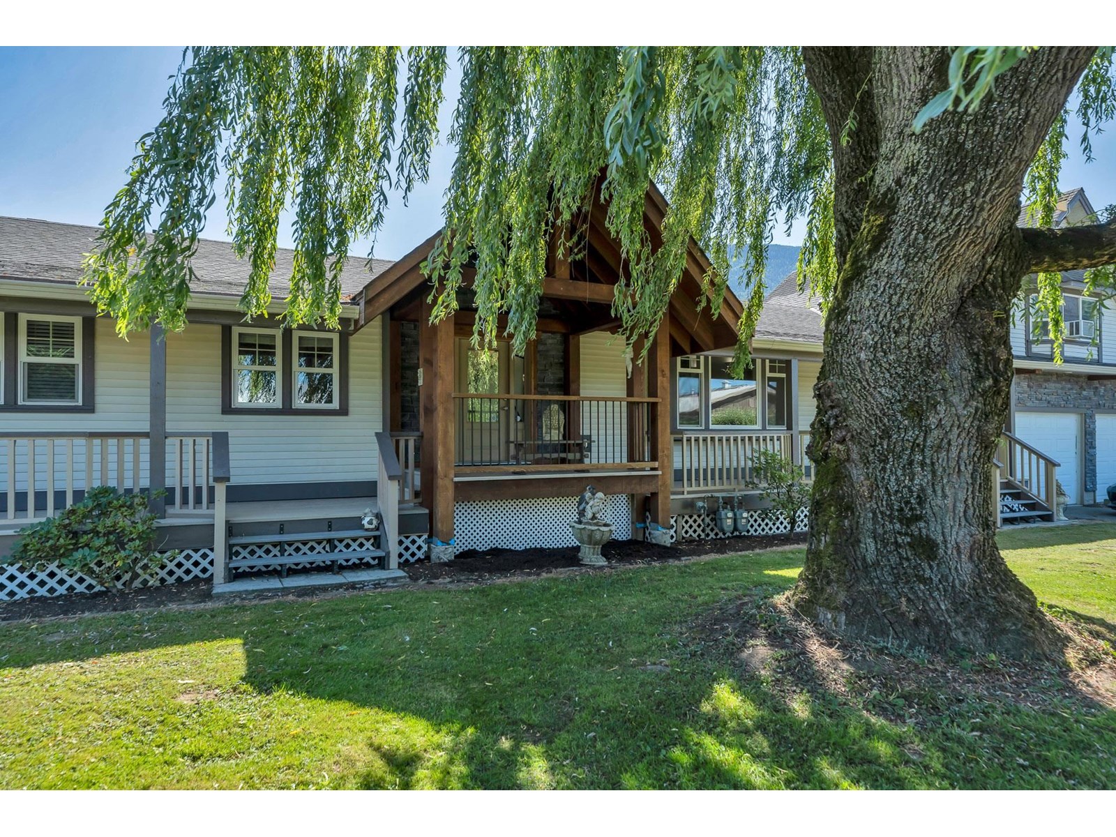 Property at 3850 BOUNDARY ROAD image 1