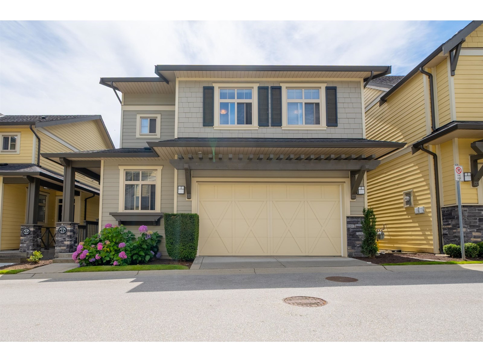 Property at 23 15885 26 AVENUE image 2