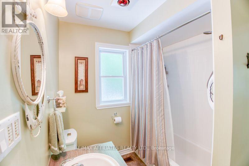 200 Walnut Point Road, Rideau Lakes, Ontario  K0G 1E0 - Photo 22 - X12279166